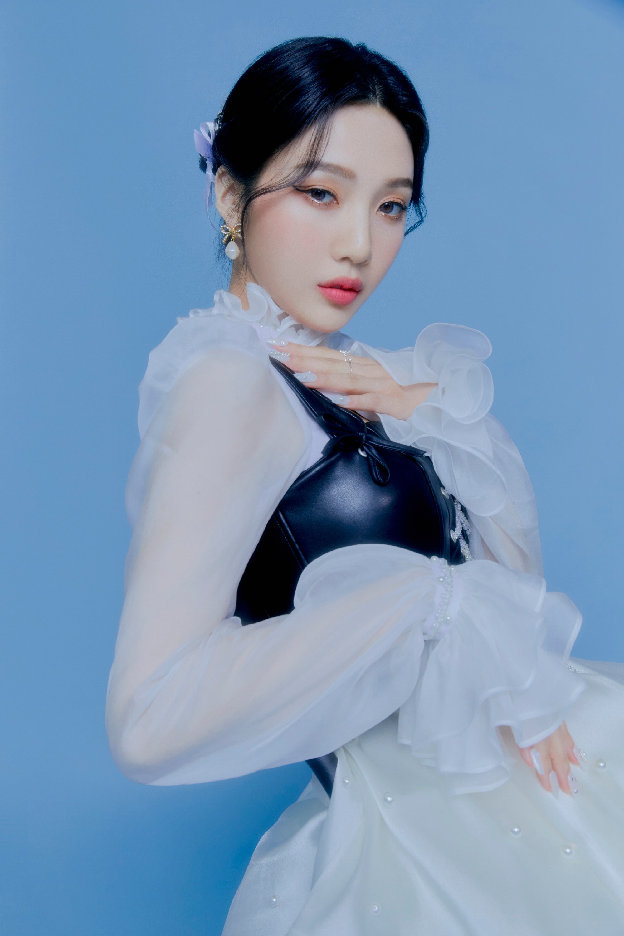 其实还不是歌曲本身,而是sm娱乐的运作太失败,再加上粉丝的硬捧太过火