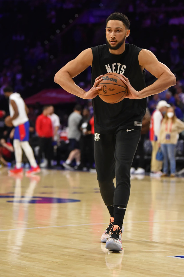 除了纳什对于本西蒙斯本赛季回归持乐观态度外,杜兰特也是这么想的,"