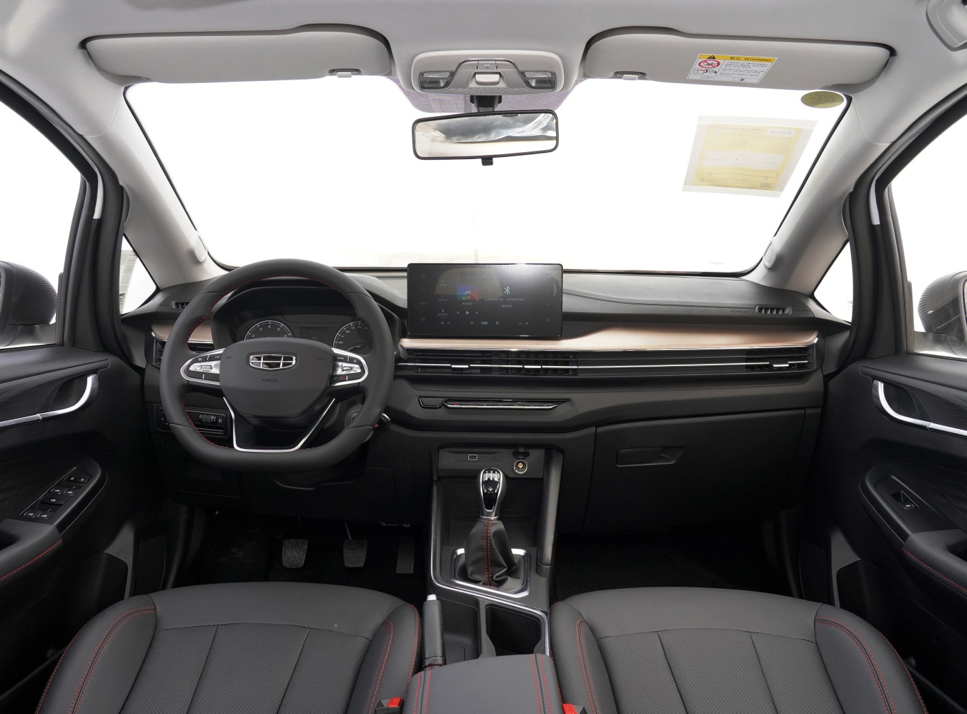 5万级小型suv空间够用内饰精致能遮风挡雨带你看远景x3