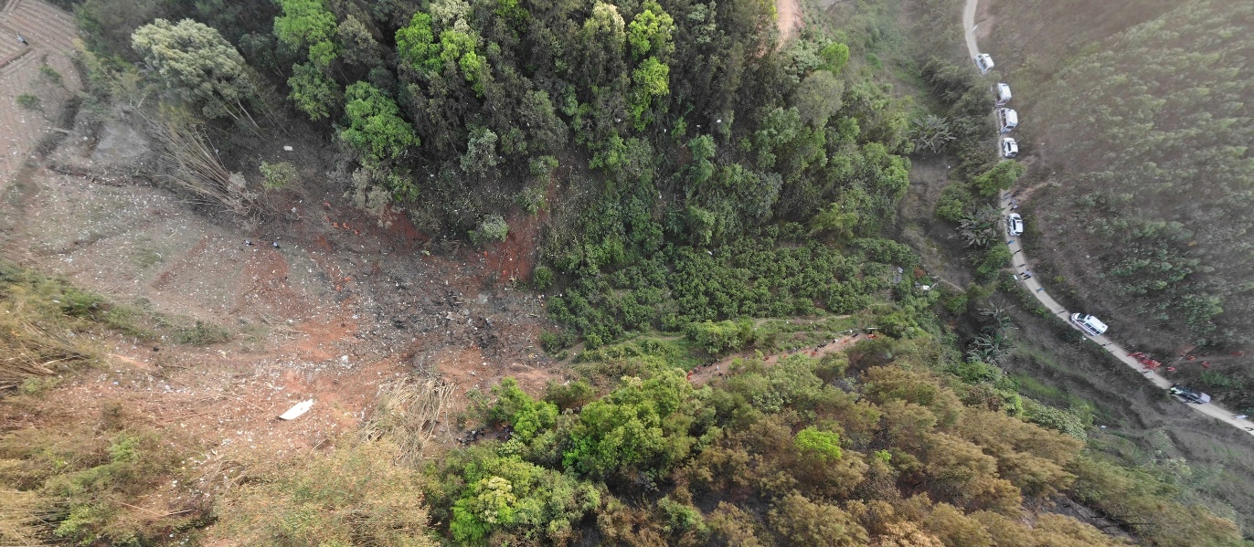 东航MU5735坠机：黑匣子有无线电信标！为何还那么难找？休闲区蓝鸢梦想 - Www.slyday.coM