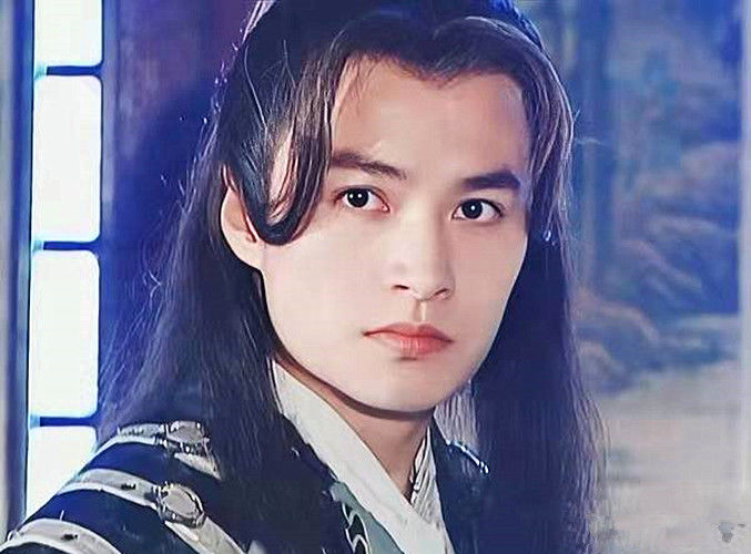 与君初相识中,46岁的郑国霖依然丰神俊朗,李世民再现形象火出圈 .