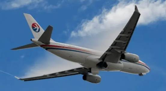 东航客机坠毁，为何事故调查一定要找到“黑匣子”？它有什么用？休闲区蓝鸢梦想 - Www.slyday.coM