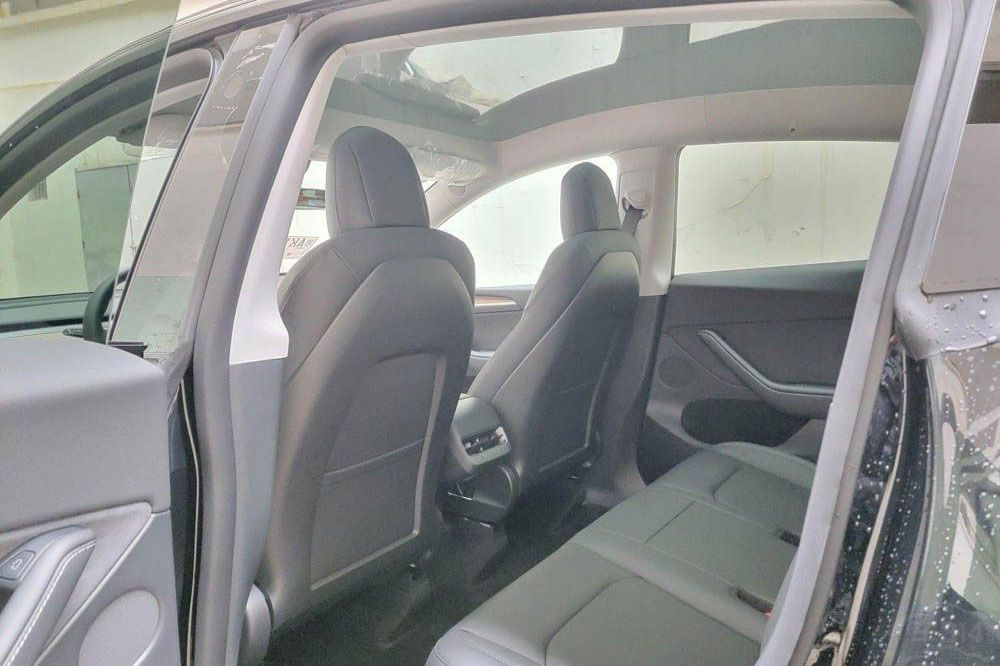 电动车大浪潮来袭，大众ID.6 CROZZ与Model Y该怎么选