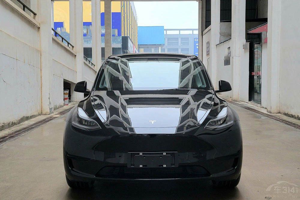 电动车大浪潮来袭，大众ID.6 CROZZ与Model Y该怎么选