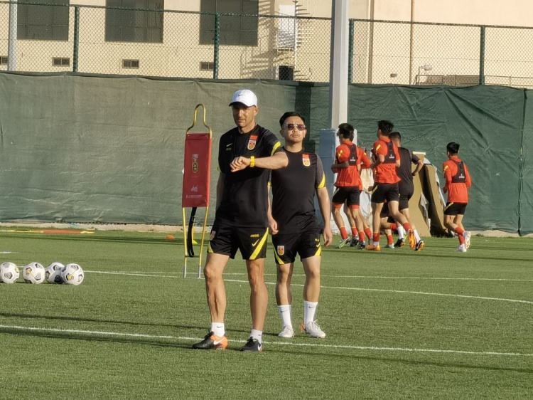 U23国足主帅扬科维奇：体脂率15%的球员，不可能踢出高水平比赛休闲区蓝鸢梦想 - Www.slyday.coM