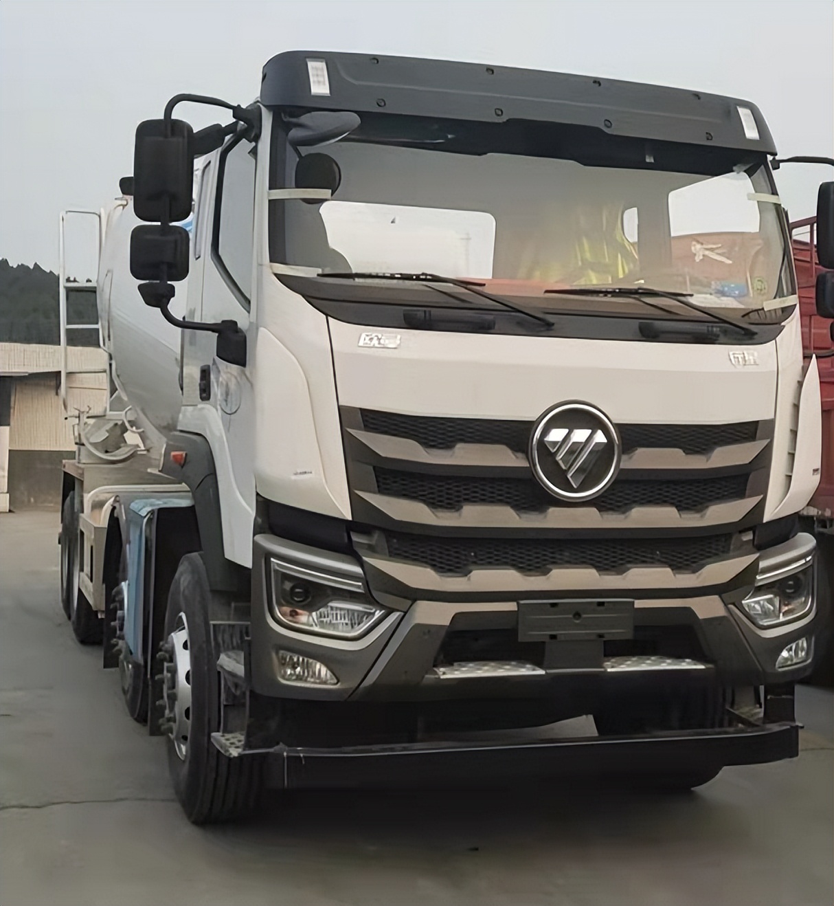 不止一点优秀,不止一方面领先,欧曼车就是给人这样的感觉,也能带给