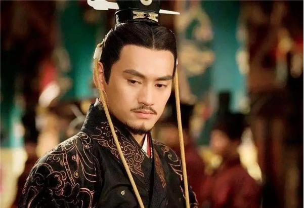 刘秀不顾人们反对杀了一人，绝了一学派，1年后才发现刘秀真高明休闲区蓝鸢梦想 - Www.slyday.coM