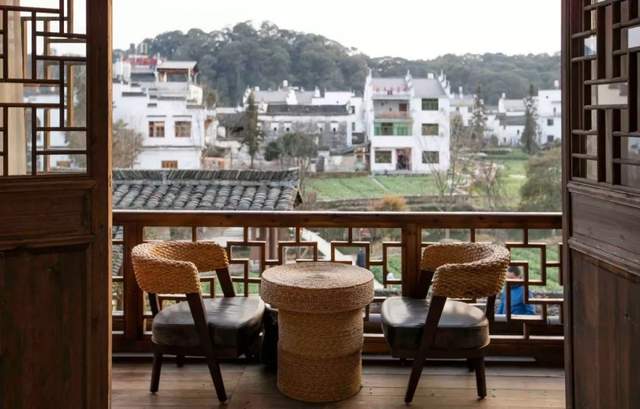 婺源中国最美乡村超赞徽派民宿这里才是春日的终极踏青丨花田溪