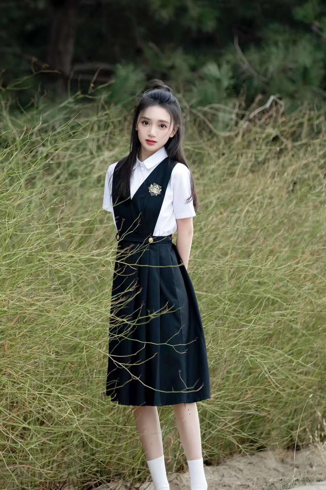 新生代演员段钰加入喜东传媒 携手前行未来可期__财经头条