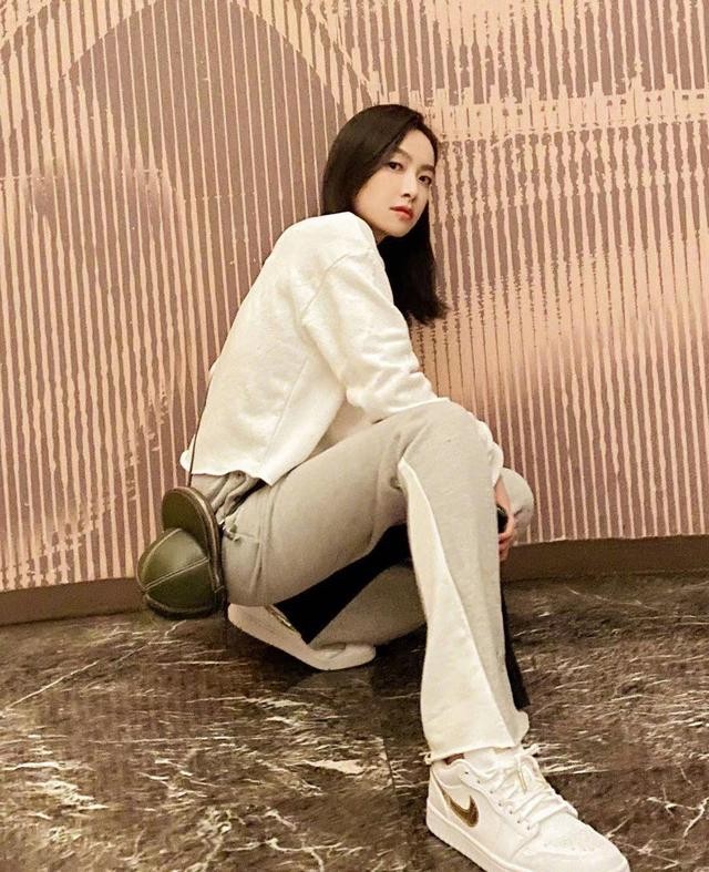 宋茜被抹黑!韩粉丝纷纷维护:她是唯一合同到期再离开的中国人休闲区蓝鸢梦想 - Www.slyday.coM 宋茜被抹黑!韩粉丝纷纷维护:她是唯一合同到期再离开的中国人休闲区蓝鸢梦想 - Www.slyday.coM