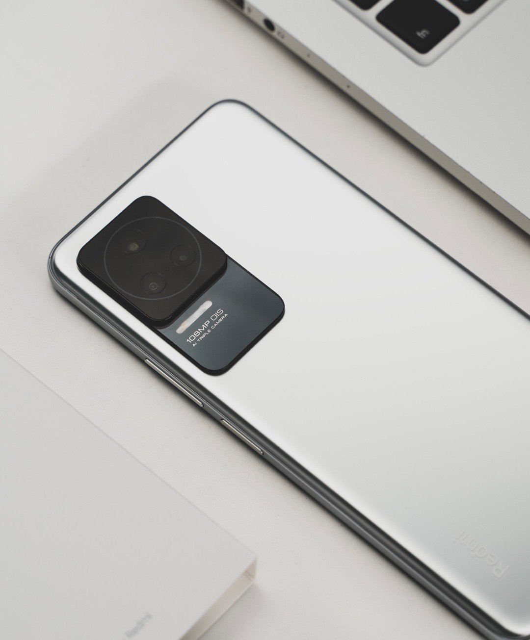 redmik50pro图赏银色真好看