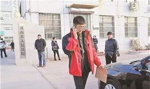 2017年男子撞人后逃逸被追赶致死，家属索赔60万元，唐山法院判了休闲区蓝鸢梦想 - Www.slyday.coM