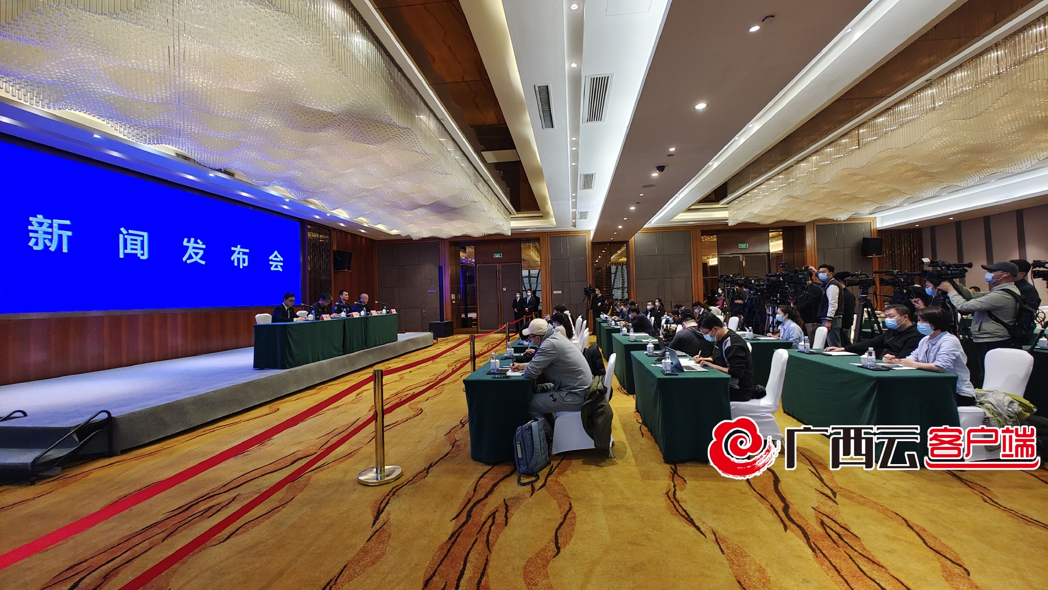 对还原事故原因有极大帮助！已发现黑匣子初步判定为驾驶舱话音记录器，这两场发布会还透露……休闲区蓝鸢梦想 - Www.slyday.coM