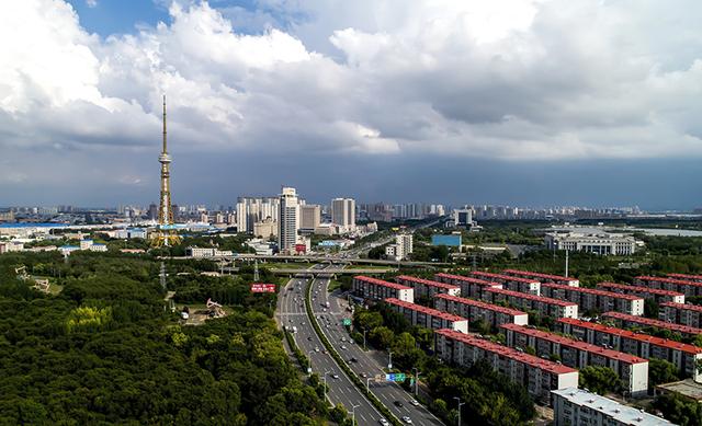 黑龙江大庆城市风光.视觉中国 图