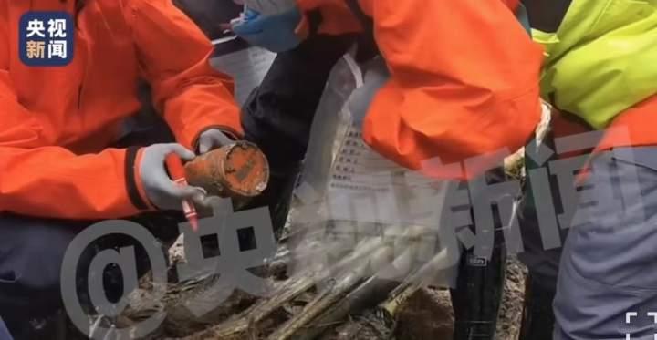 东航失事航班黑匣子找到，民间救援仍持续，村民彻夜亮灯：有家属大雨中赶来休闲区蓝鸢梦想 - Www.slyday.coM