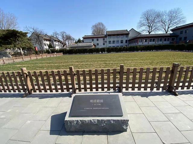 春分前后明清皇帝拜完先农再行耕藉田礼还要祭社稷