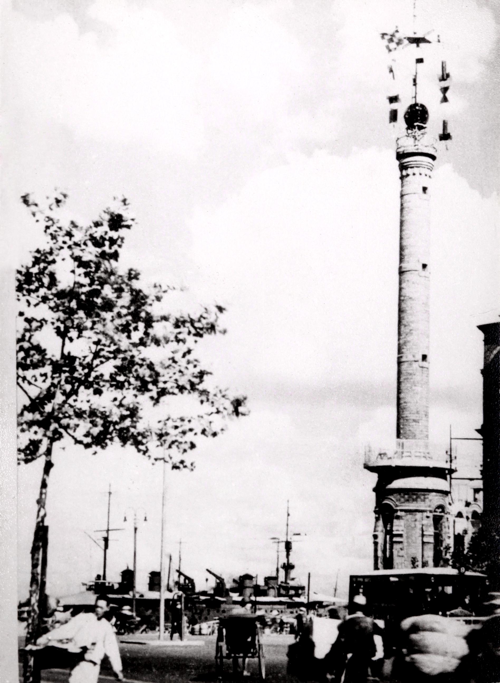 100多年前的上海外滩信号塔&nbsp; 本文图片均为上海市气象局供图