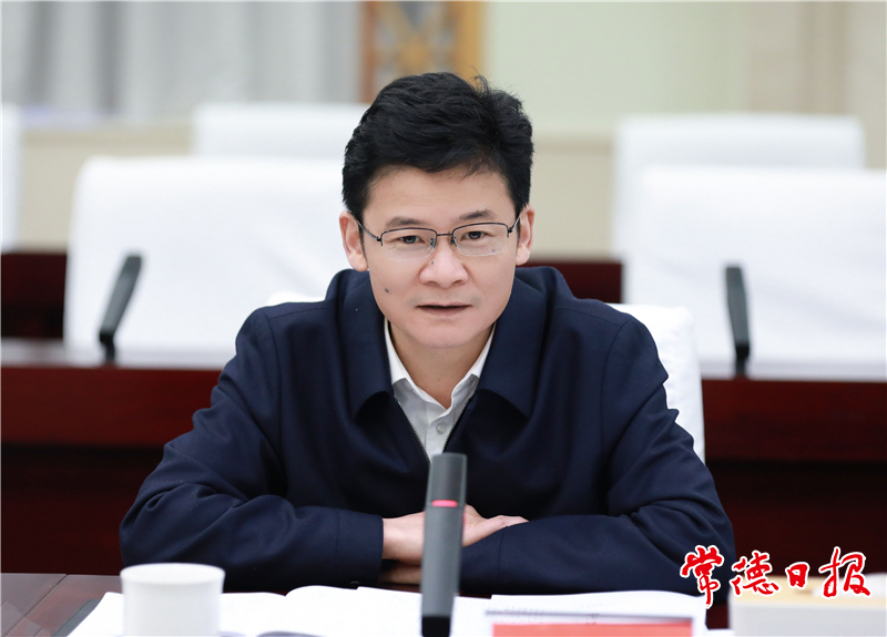 曹志强主持召开全市优化营商环境企业家座谈会尊崇企业家让企业安心