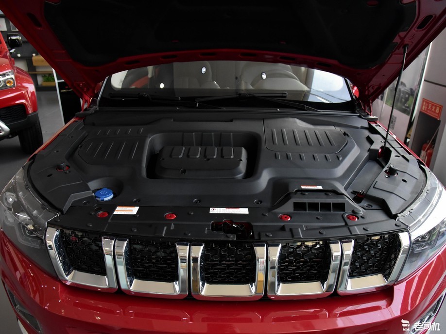 5t l4发动机,发动机最大功率156马力,峰值扭矩230牛·米,匹配6挡手自