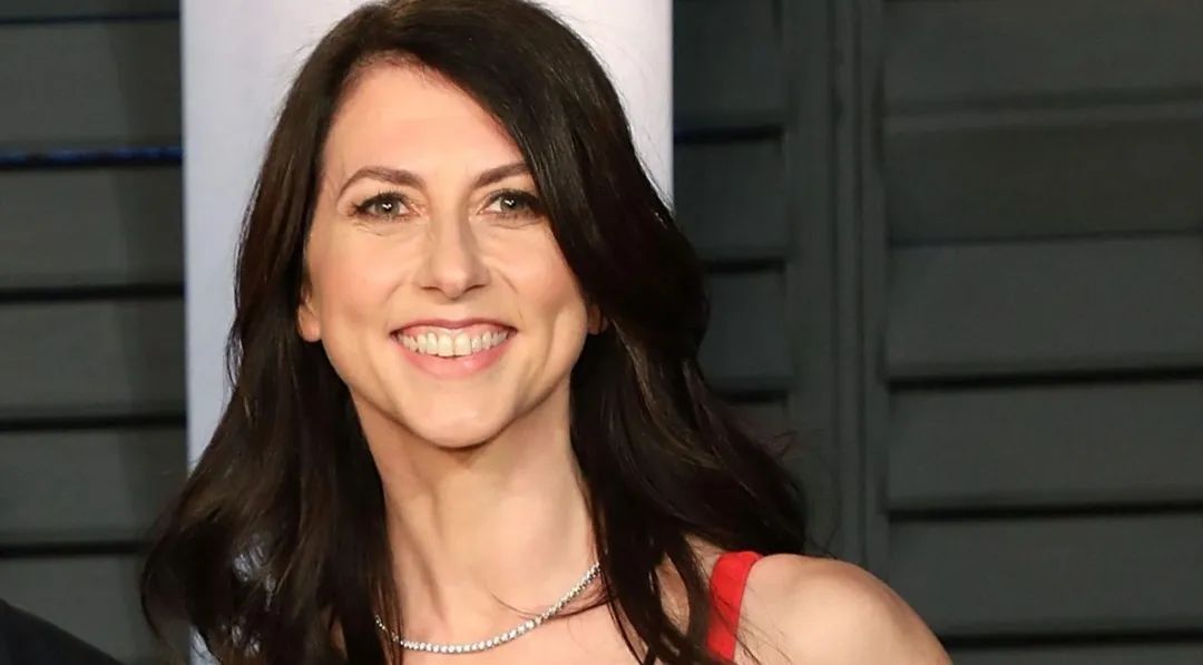 富豪慈善家麦肯齐·斯科特(mackenzie scott)又展开大手笔的捐赠了