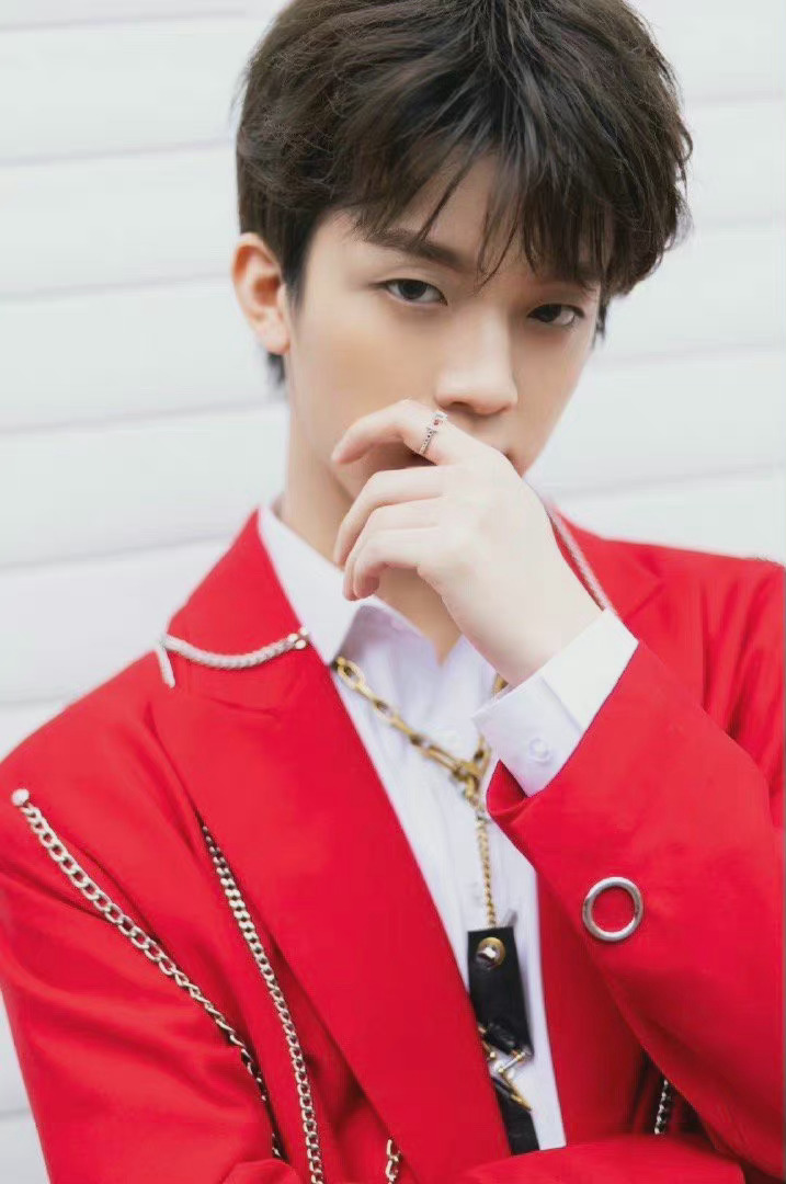 (cr:logo)迪丽热巴丨张真源丨孙芮丨林彦俊丨朱志鑫丨胡宇桐丨范丞丞