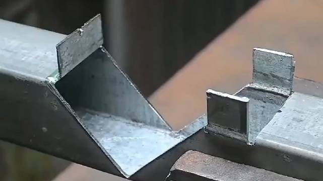方管折弯方式