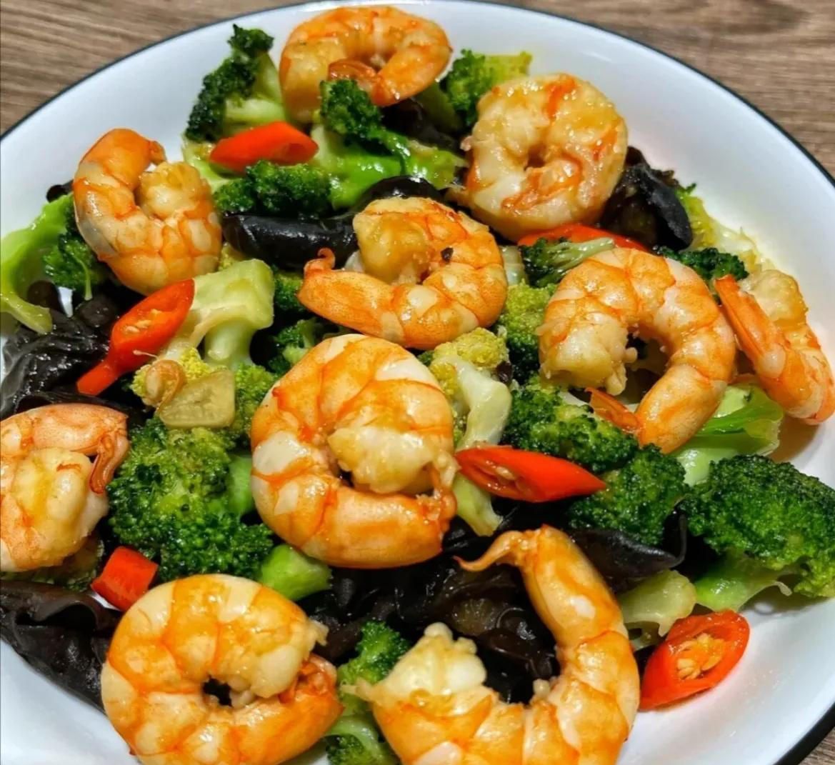 我在减肥期间,常吃的10道家常菜,低卡又饱腹好吃还不长胖休闲区蓝鸢梦想 - Www.slyday.coM 我在减肥期间,常吃的10道家常菜,低卡又饱腹好吃还不长胖休闲区蓝鸢梦想 - Www.slyday.coM