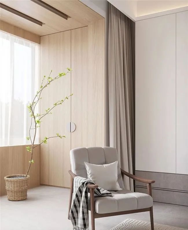 130平简约风格装修白色原木色搭配温馨又自然