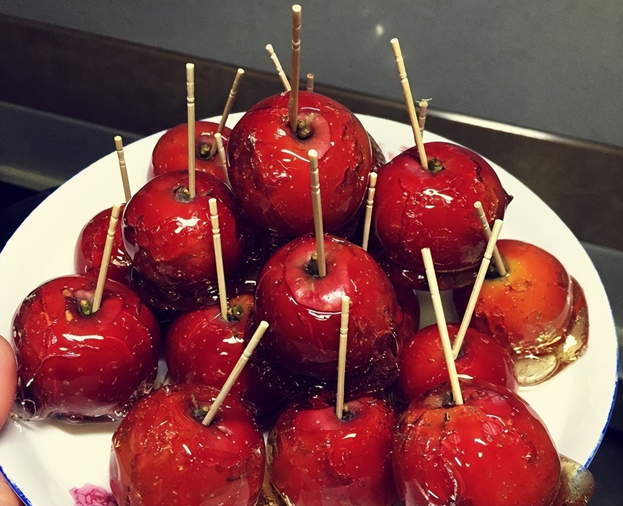 自制糖葫芦,酸甜开胃,清脆十足,孩子超喜欢|糖葫芦|冰糖葫芦|山楂