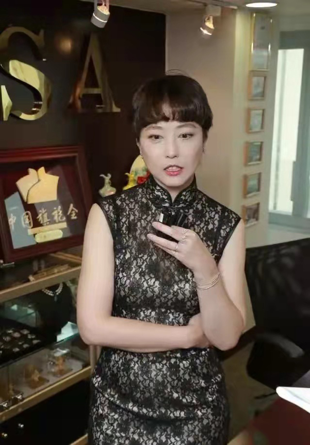 周海媚近照大翻车赘肉抢镜身材发福周芷若变灭绝师太了