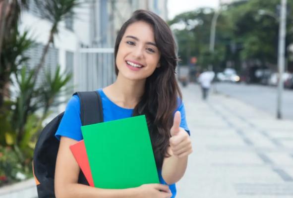 为啥女生“学历”越高，越不爱生孩子？00后的回答真是人间清醒休闲区蓝鸢梦想 - Www.slyday.coM