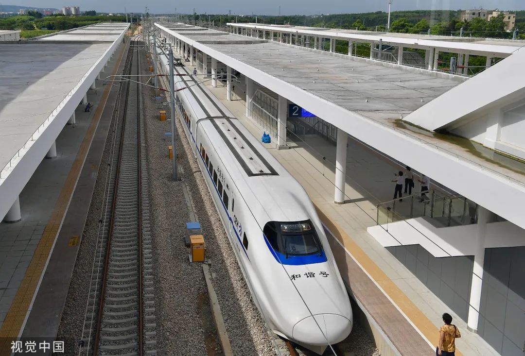 湛江吴川机场启用60城可直飞将成为粤西发展新引擎