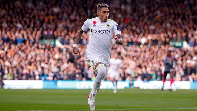 拉菲尼亚:愿意加盟巴萨|拉菲尼亚|巴萨|利兹联_新浪新闻