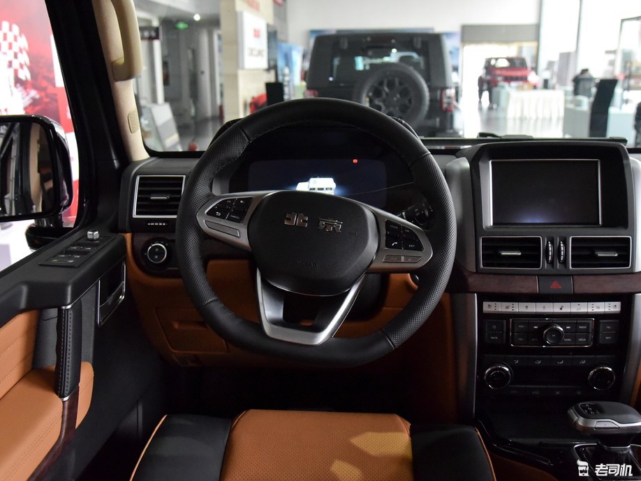 价格实惠空间大小哥带你一起看北京bj80