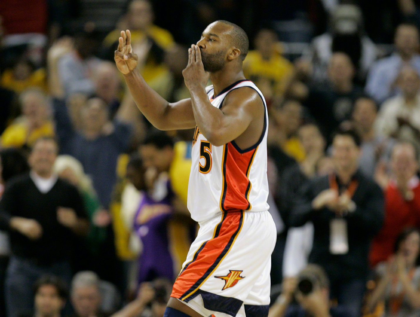 你们认为巴朗戴维斯是一名怎样水平的球员