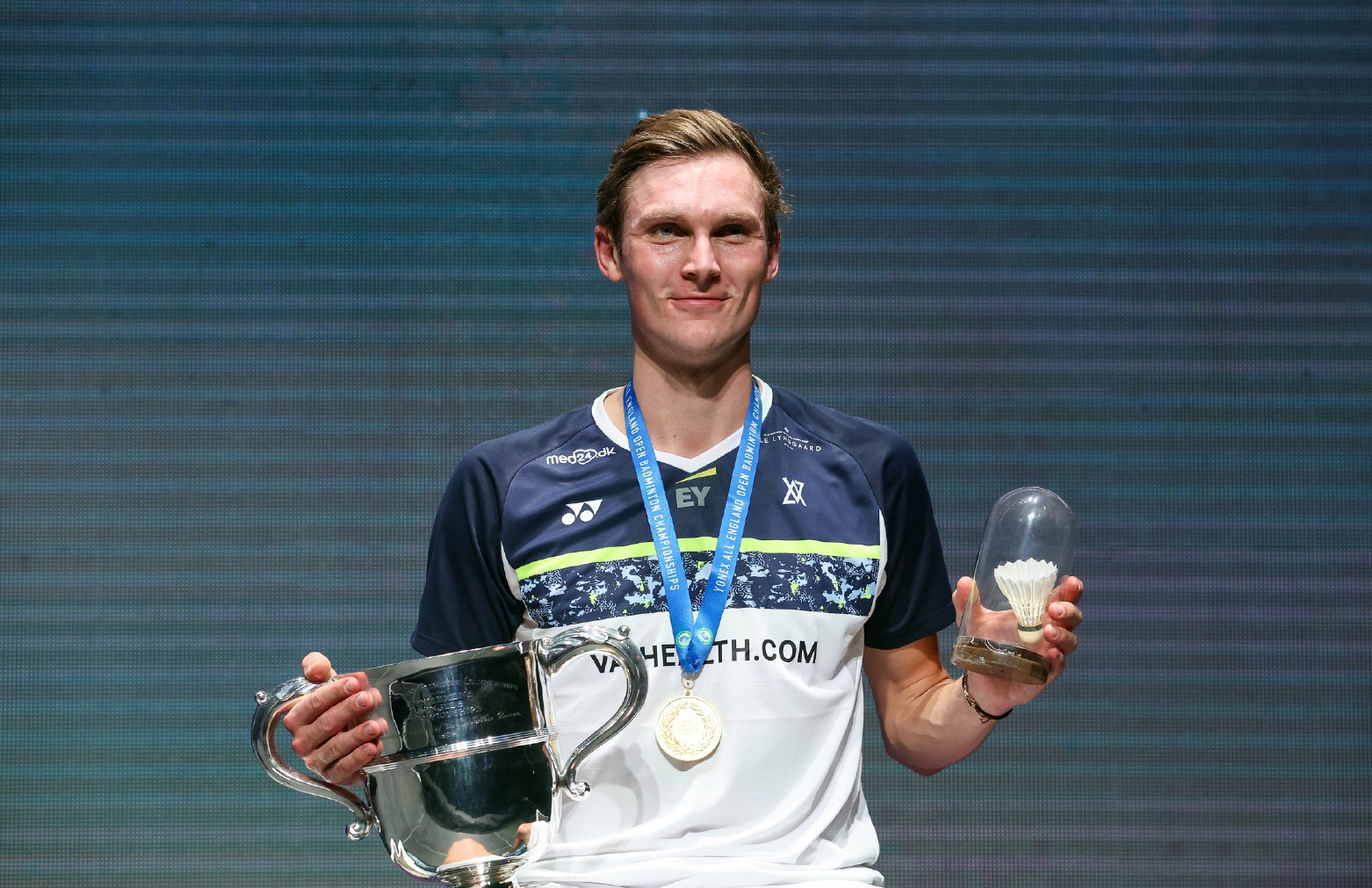 瑞士公开赛星光黯淡安赛龙身体不适退赛全英赛之后多人确诊