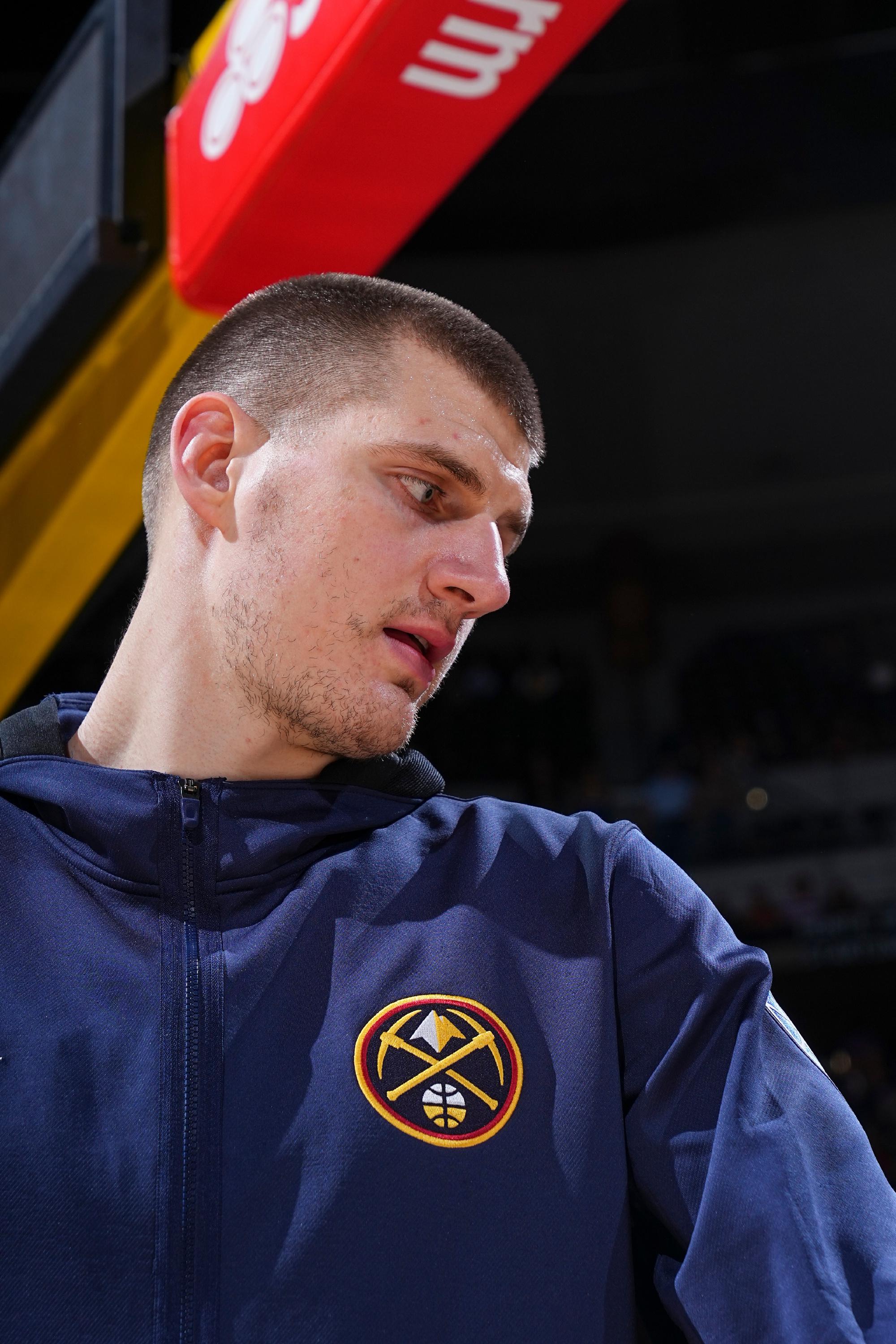 第六拿mvp有先例得分篮板助攻均前十约基奇能蝉联mvp吗