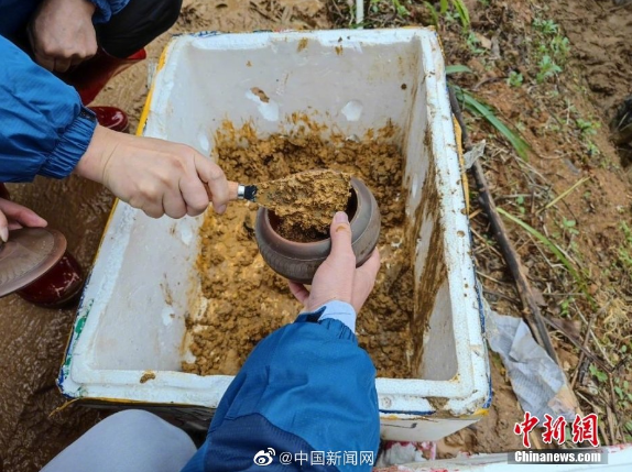 东航坠机：第二个黑匣子暂未找到，黑匣子制造商发声休闲区蓝鸢梦想 - Www.slyday.coM