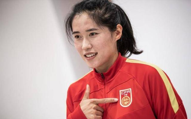 中国女足大将宋端王者归来,本场决赛上演帽子戏法,其综合表现完胜北京