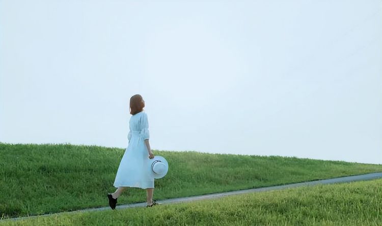 当一个人渐渐和你疏远 了,这么处理,才是真的有大格局