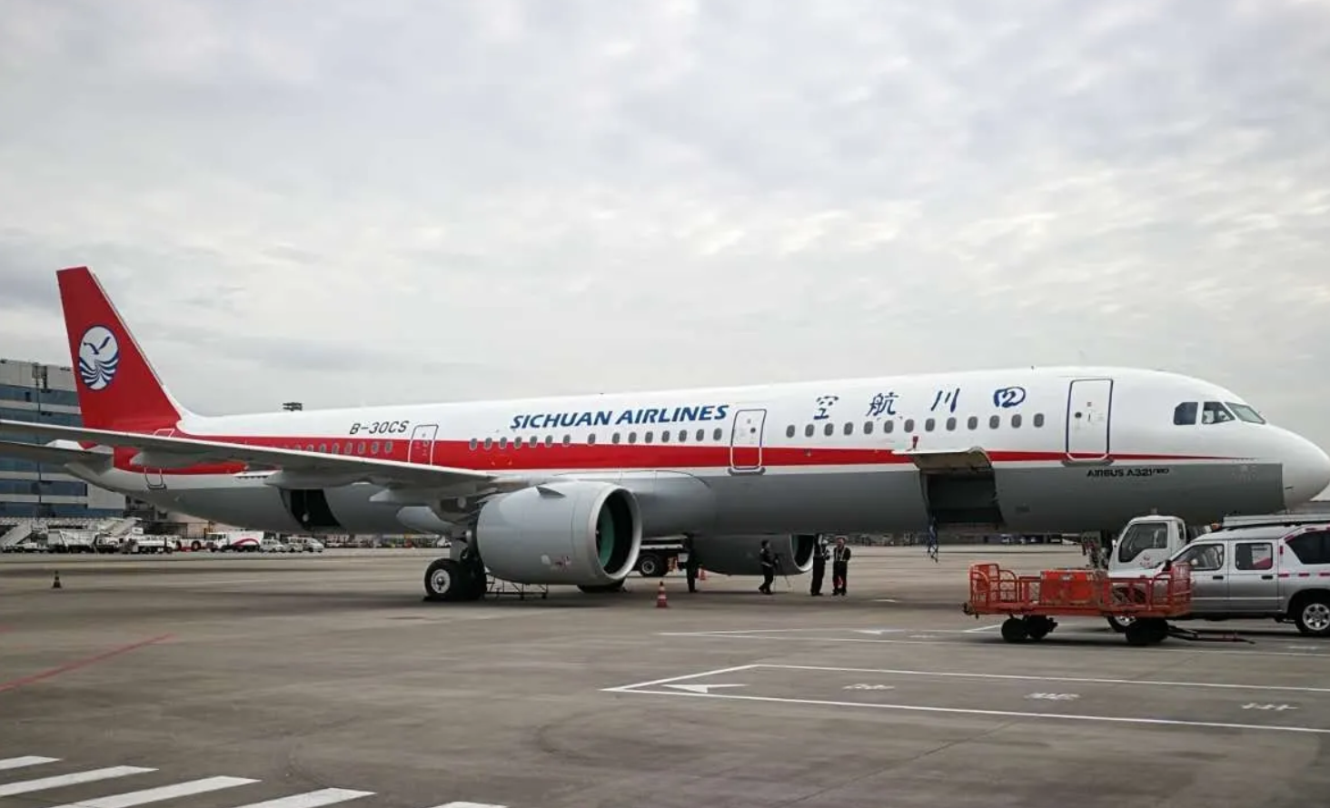 东航MU5735搜救中,川航3U3839又爆机械故障,飞机易出哪些故障休闲区蓝鸢梦想 - Www.slyday.coM 东航MU5735搜救中,川航3U3839又爆机械故障,飞机易出哪些故障休闲区蓝鸢梦想 - Www.slyday.coM