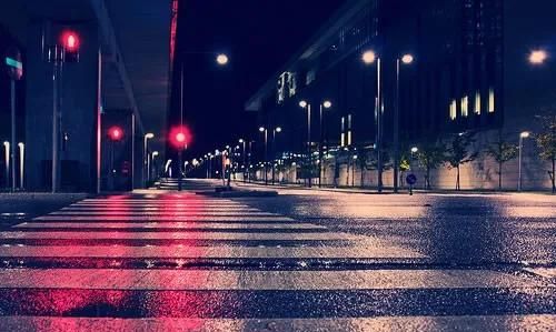 娶了小自己十几岁的妻子，是种什么体验？一个42岁男人的心里话休闲区蓝鸢梦想 - Www.slyday.coM