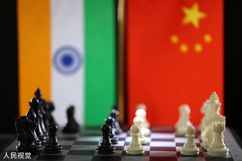 中国和印度国旗 资料图
