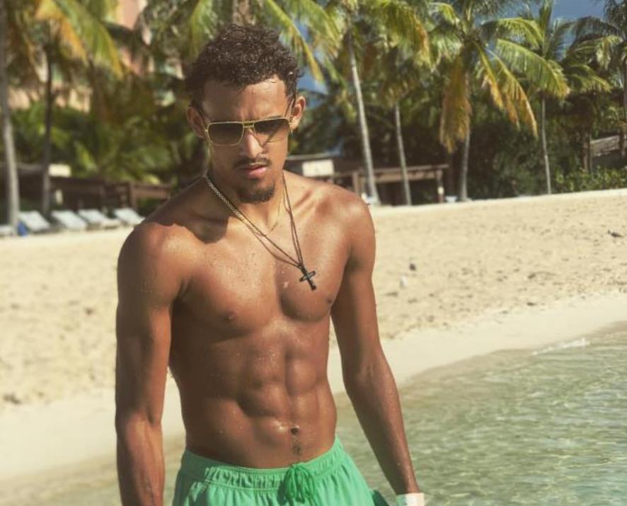 1915分+634助攻，2项联盟第一，都说你是水货，全被打脸了休闲区蓝鸢梦想 - Www.slyday.coM