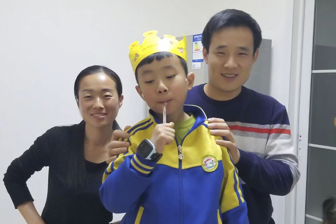 女子患重症花光家中积蓄,12岁男孩偷走房产证:我要卖房救妈妈休闲区蓝鸢梦想 - Www.slyday.coM 女子患重症花光家中积蓄,12岁男孩偷走房产证:我要卖房救妈妈休闲区蓝鸢梦想 - Www.slyday.coM