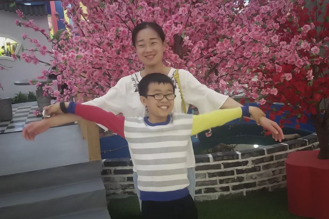 女子患重症花光家中积蓄,12岁男孩偷走房产证:我要卖房救妈妈休闲区蓝鸢梦想 - Www.slyday.coM 女子患重症花光家中积蓄,12岁男孩偷走房产证:我要卖房救妈妈休闲区蓝鸢梦想 - Www.slyday.coM