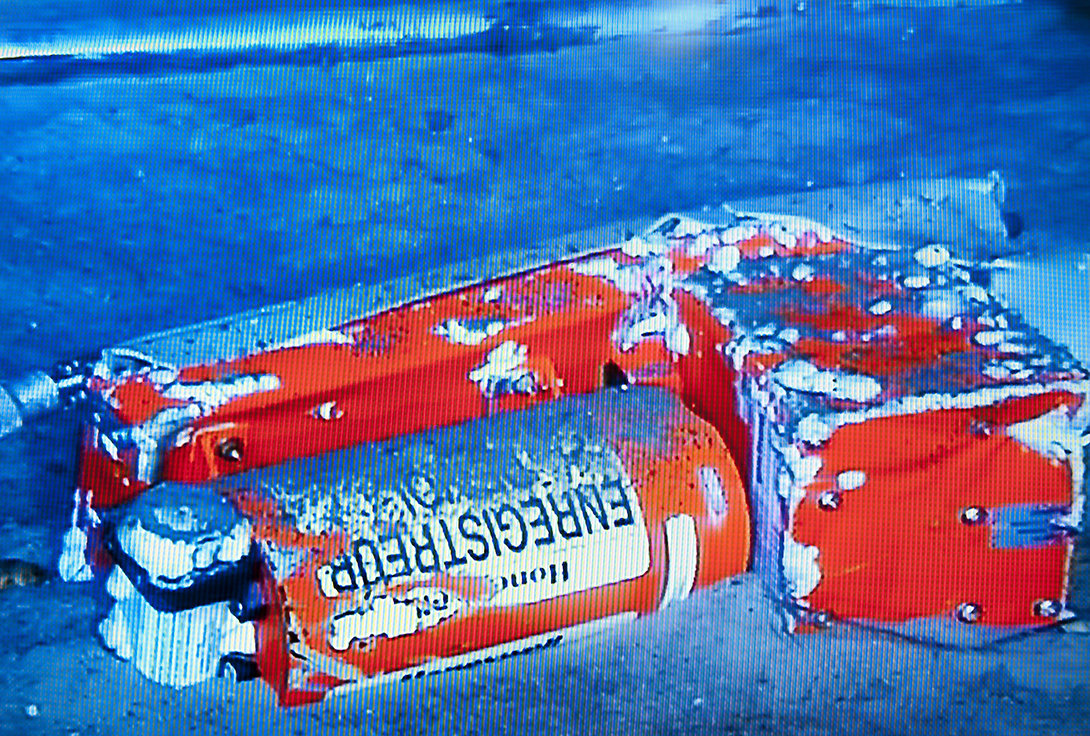 东航MU5735坠机点附近:没有找到生命迹象,已确认120人身份休闲区蓝鸢梦想 - Www.slyday.coM 东航MU5735坠机点附近:没有找到生命迹象,已确认120人身份休闲区蓝鸢梦想 - Www.slyday.coM