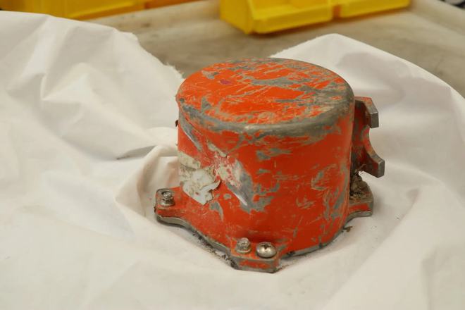 马航MH370失踪8年,为何没找到黑匣子,有可能打捞到黑匣子吗?休闲区蓝鸢梦想 - Www.slyday.coM 马航MH370失踪8年,为何没找到黑匣子,有可能打捞到黑匣子吗?休闲区蓝鸢梦想 - Www.slyday.coM