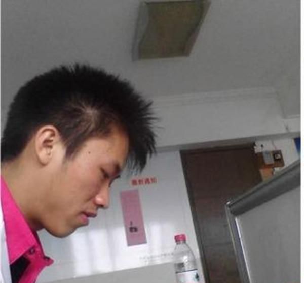 回顾深圳杀人犯杨飞:奸杀自己的妻子和女儿,藏尸于冰柜休闲区蓝鸢梦想 - Www.slyday.coM 回顾深圳杀人犯杨飞:奸杀自己的妻子和女儿,藏尸于冰柜休闲区蓝鸢梦想 - Www.slyday.coM