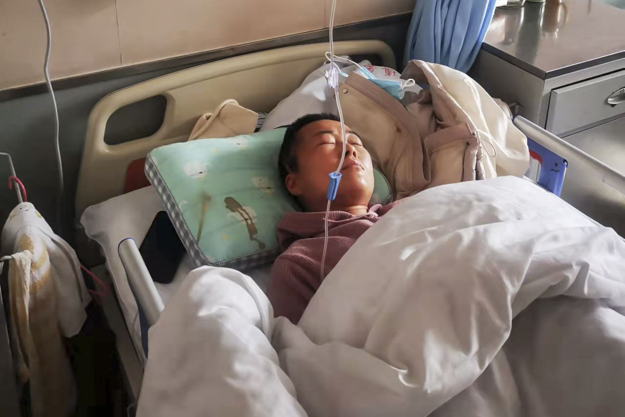 女子患重症花光家中积蓄,12岁男孩偷走房产证:我要卖房救妈妈休闲区蓝鸢梦想 - Www.slyday.coM 女子患重症花光家中积蓄,12岁男孩偷走房产证:我要卖房救妈妈休闲区蓝鸢梦想 - Www.slyday.coM